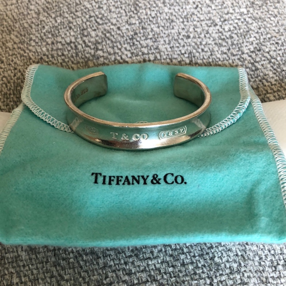 Tiffany sterling silver open bangle, authentic